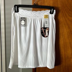 Vassarette half slip adjustable waist